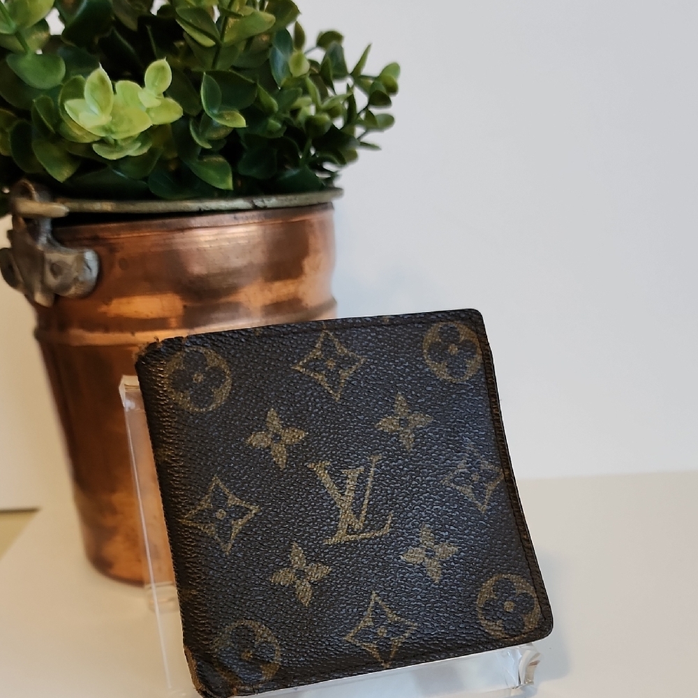 Louis Vuitton Dark Brown Monogram Wallet - Picture 1 of 11
